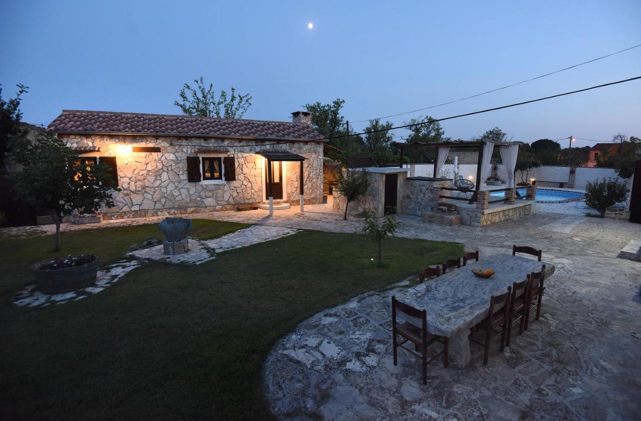 House & Apartment Palaca Donji Zemunik المظهر الخارجي الصورة