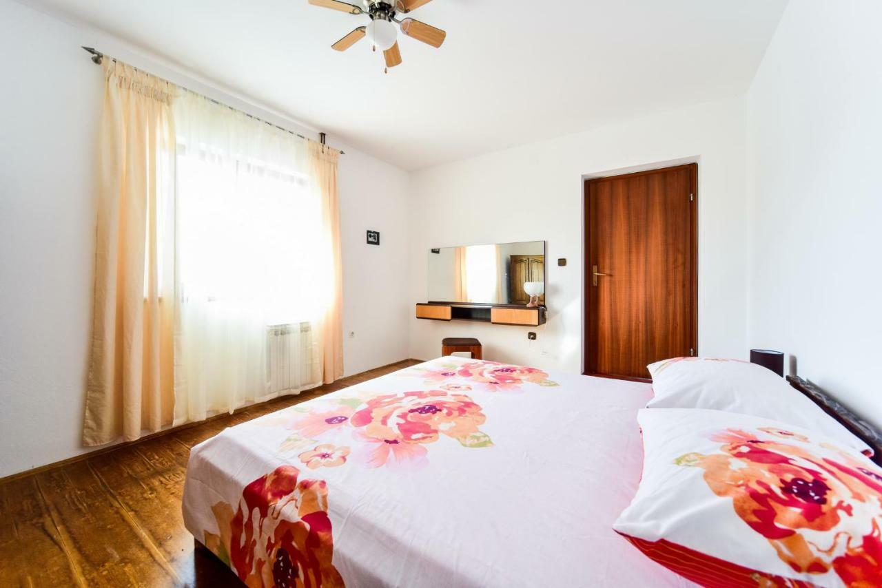 House & Apartment Palaca Donji Zemunik المظهر الخارجي الصورة